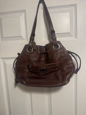 Leather Tote Handbag in Deep Brown - Classic Everyday Carry